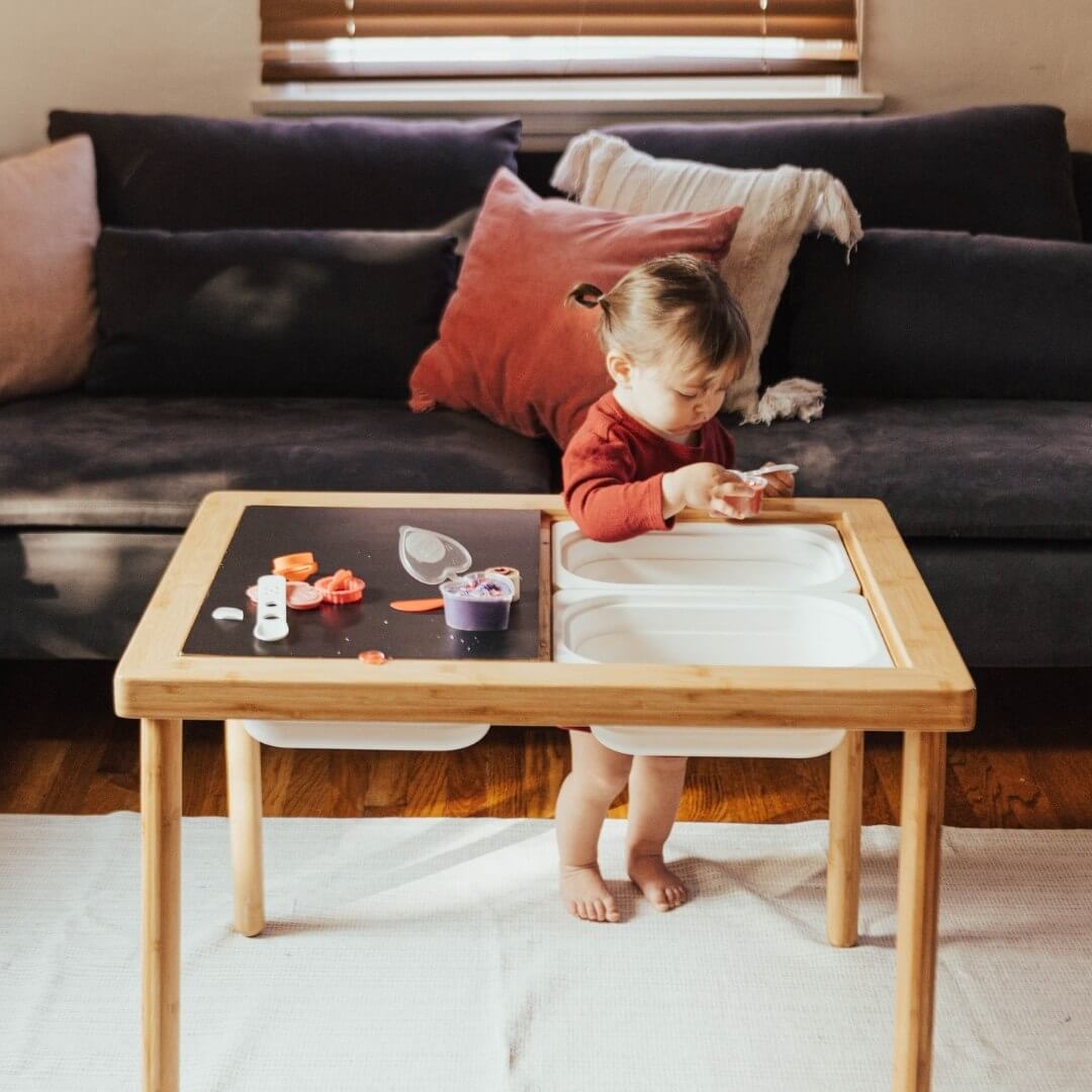 Montessori-Aktivitätstisch