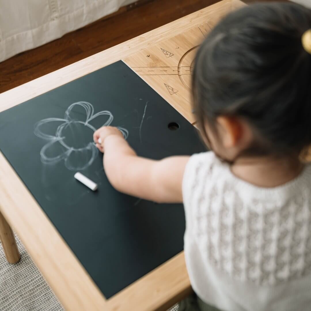 Montessori-Aktivitätstisch